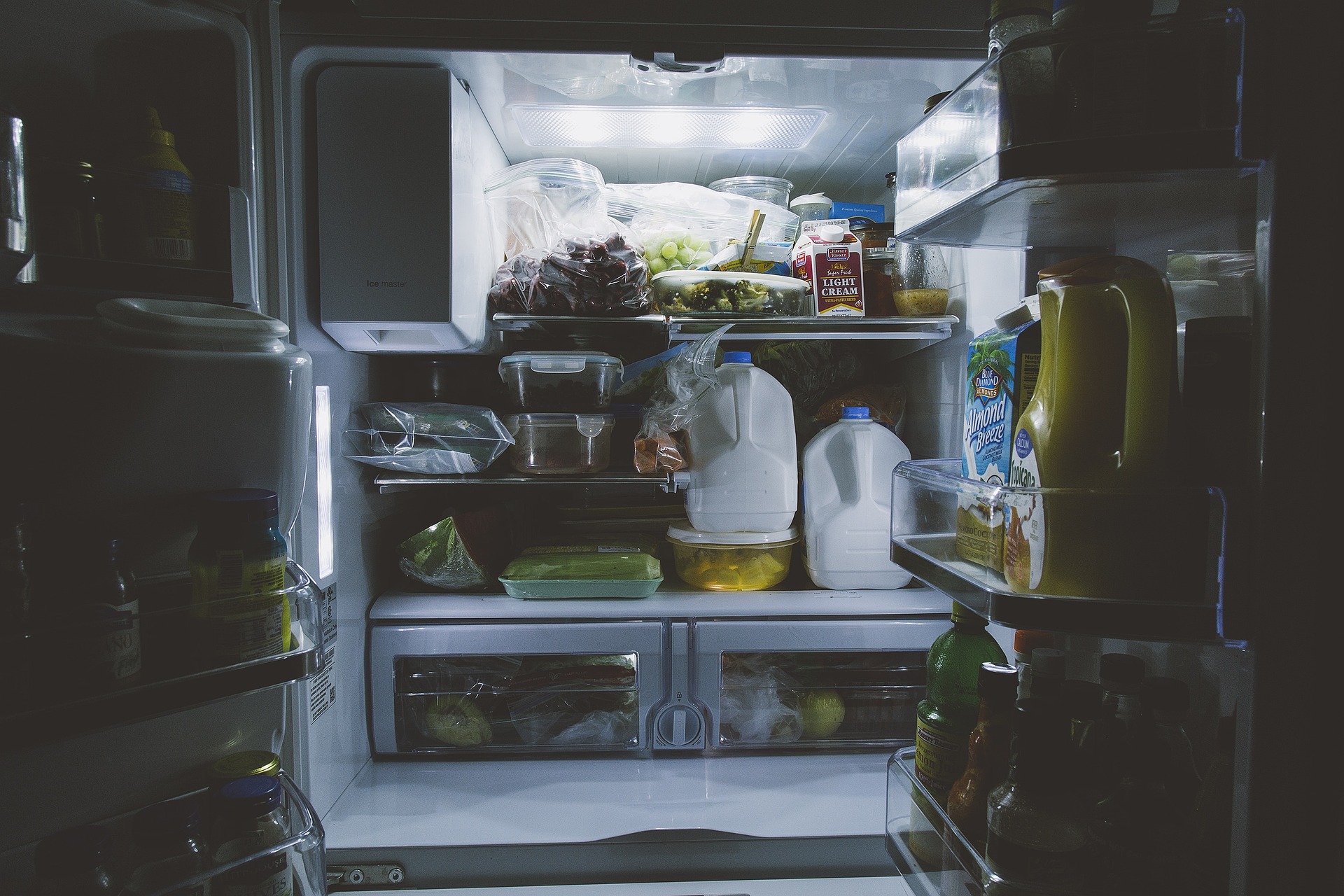 Aquí te decimos cómo organizar tu refrigerador como un chef